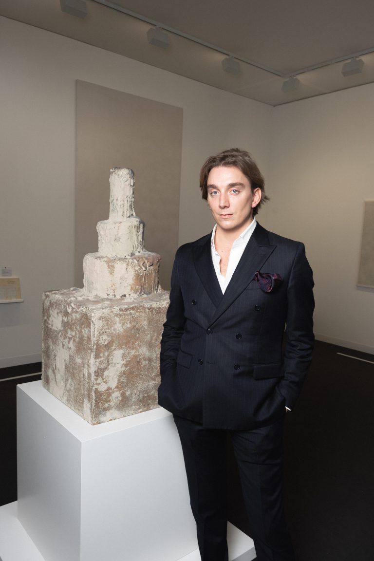  - Art Basel Paris inaugura un’edizione spettacolare al Grand Palais 