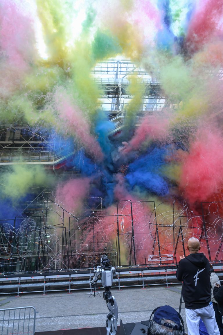 Cai Guo-Qiang embrase Pompidou