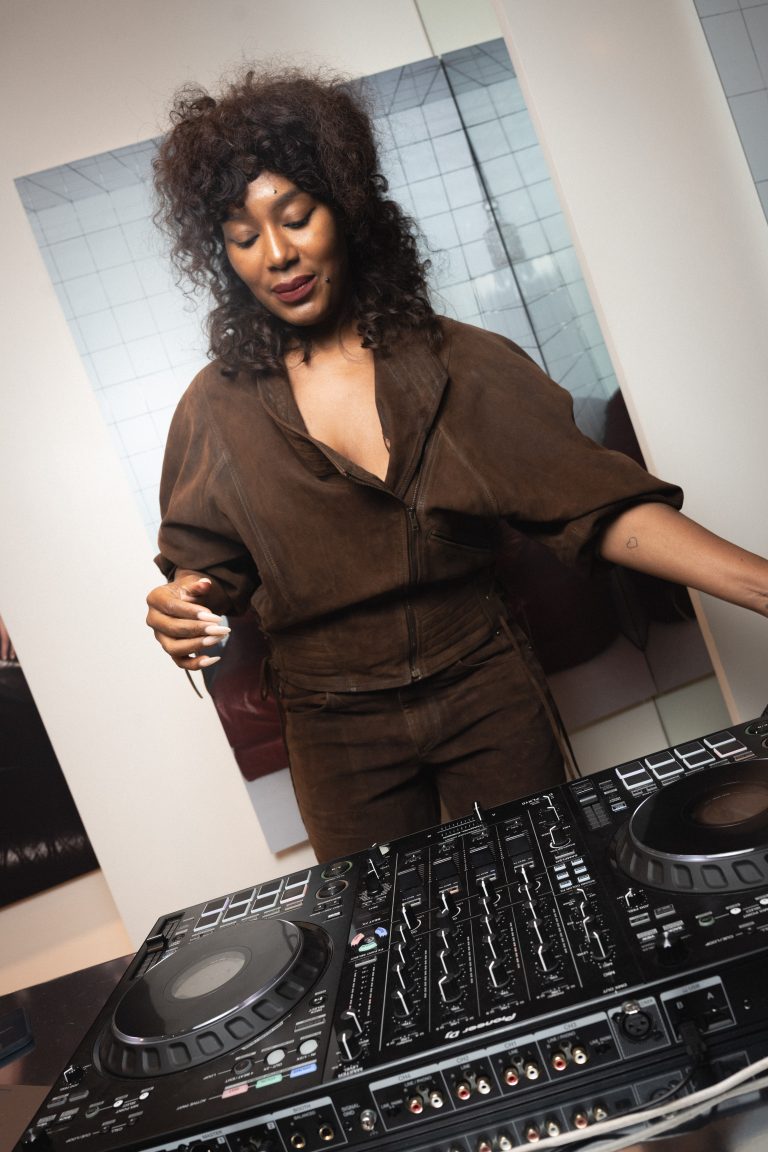  - Les lunettes Isabel Marant sous le feu des projecteurs chez Marc Le Bihan