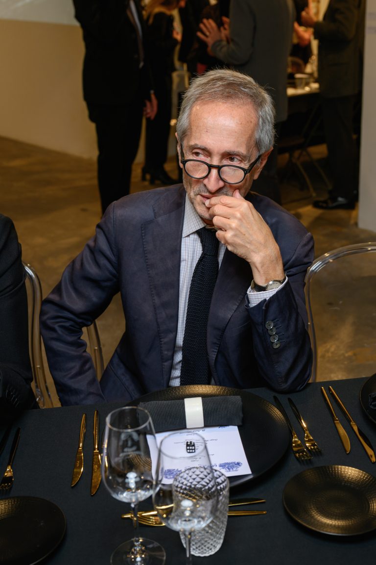  - Le dîner-performance de la collection du Cnap pour le finissage de l’exposition “Arman, tout ce qui reste”