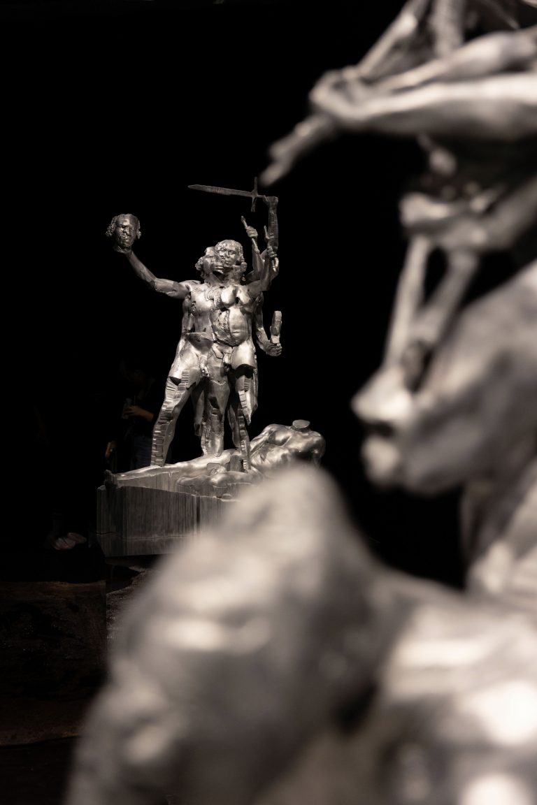 Daniel Buren et Miles Greenberg mis en majesté par Reiffers Initiatives