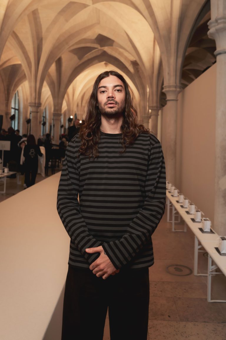  - Le style intemporel d’agnès b. signe son grand retour