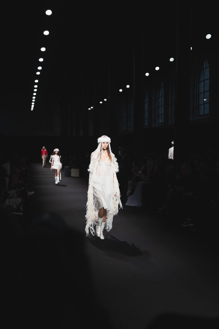 ‘The Solitary One’, Stefano Gallici fait vivre l’héritage d’Ann Demeulemeester