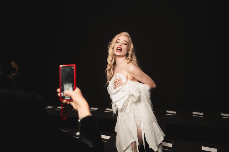  - ‘The Solitary One’, Stefano Gallici fait vivre l’héritage d’Ann Demeulemeester