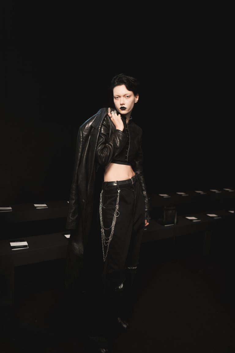  - ‘The Solitary One’, Stefano Gallici fait vivre l’héritage d’Ann Demeulemeester