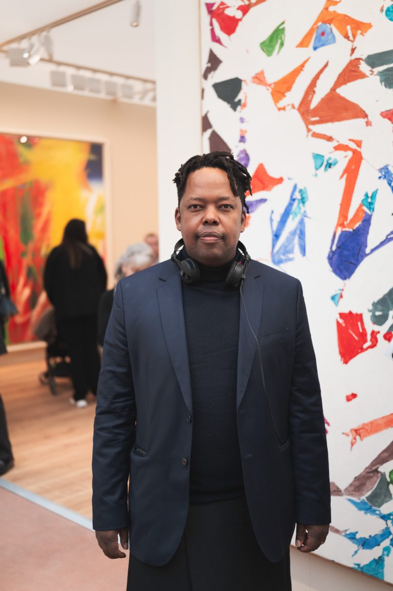  - Art Basel Paris inaugura un’edizione spettacolare al Grand Palais 