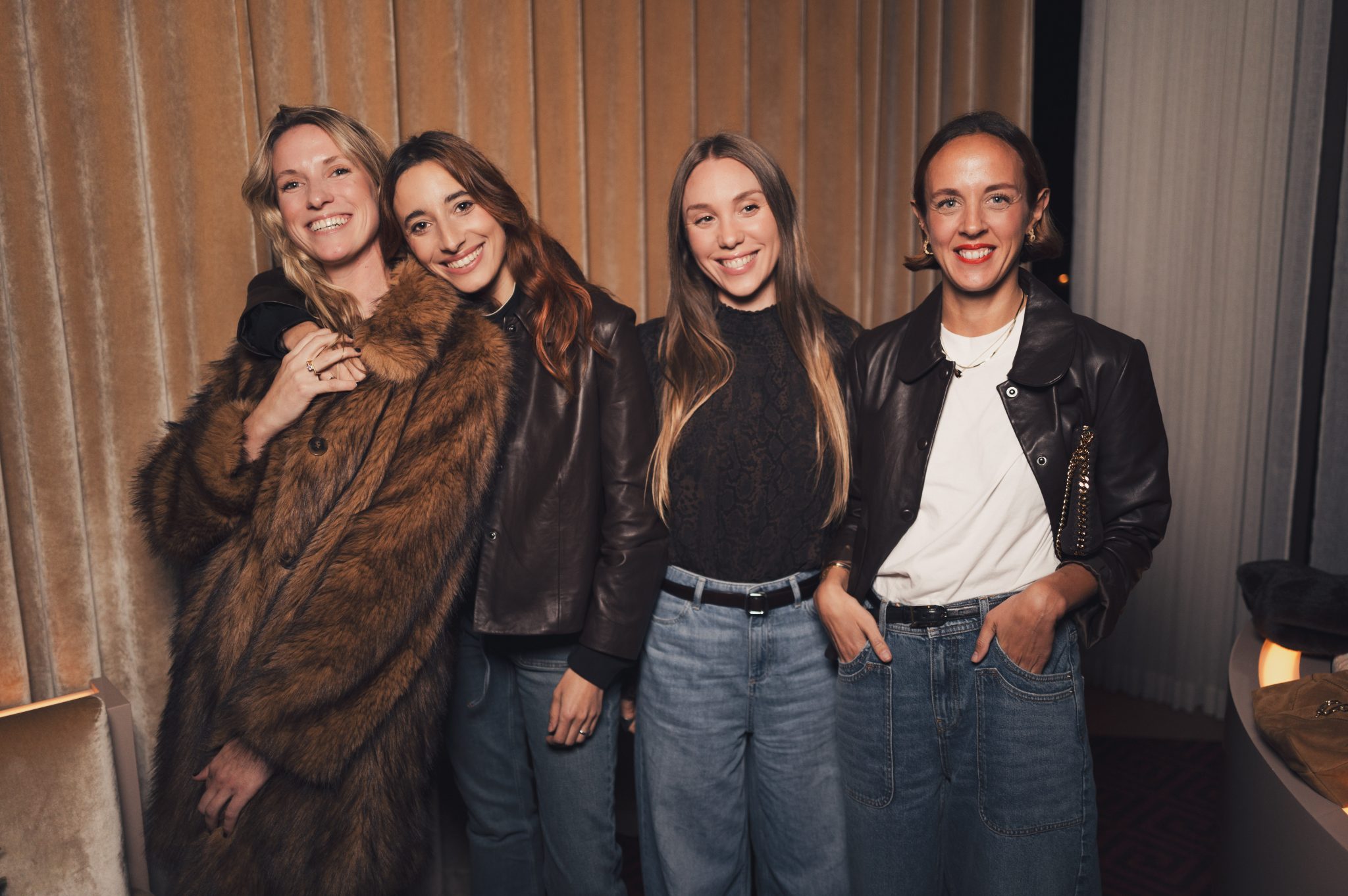  - ba&sh passe à l’heure d’hiver aux côtés de Lena Simonne à Bruxelles ! 