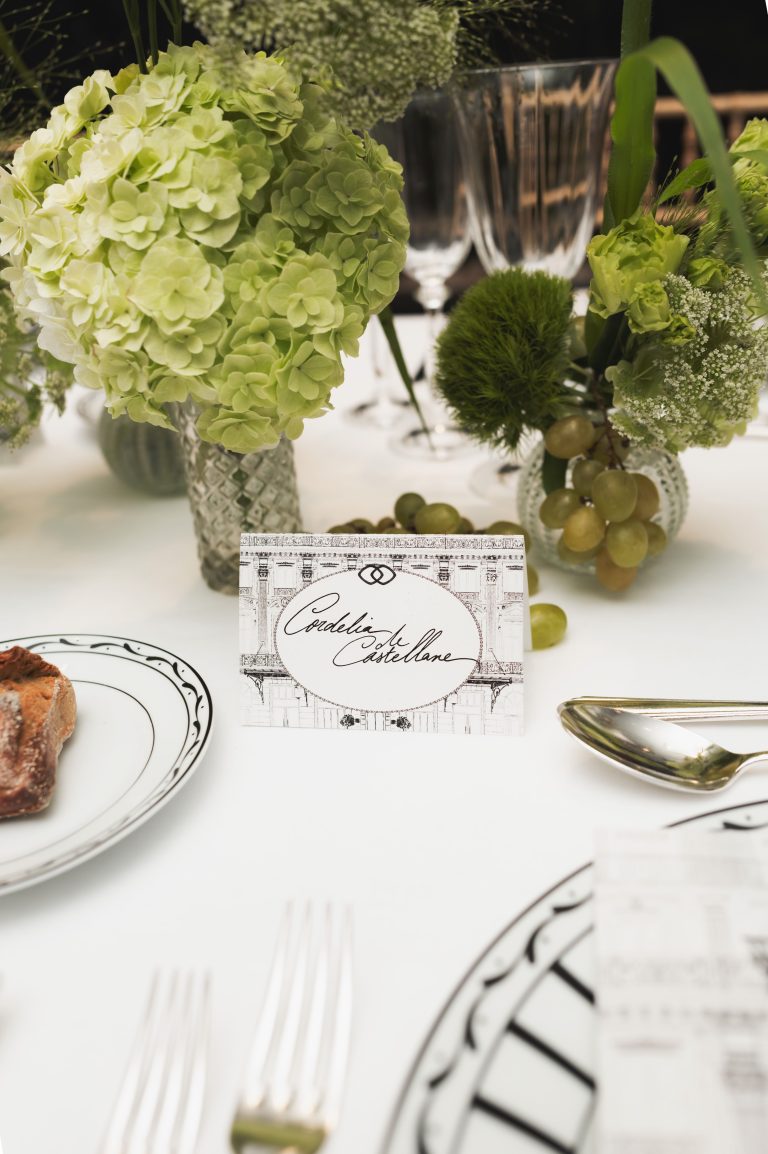 Cordelia de Castellane signe une nouvelle collection d’uniformes pour Sofitel