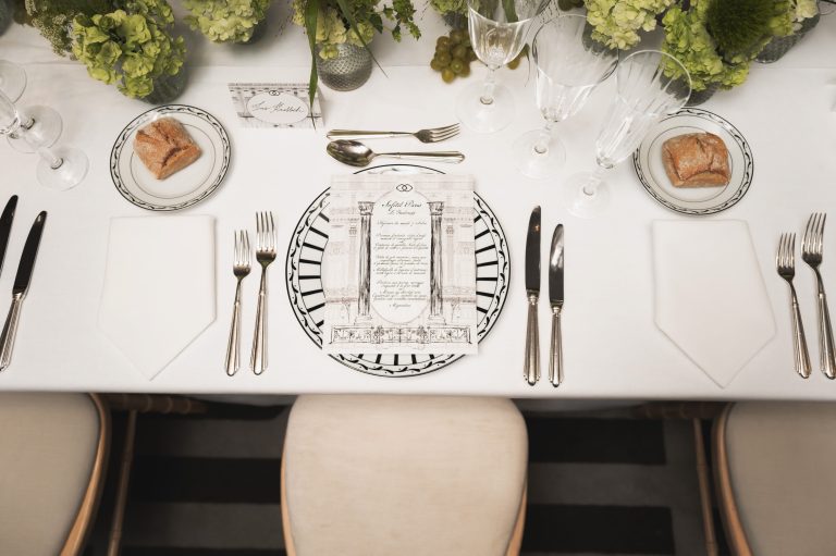 Cordelia de Castellane signe une nouvelle collection d’uniformes pour Sofitel