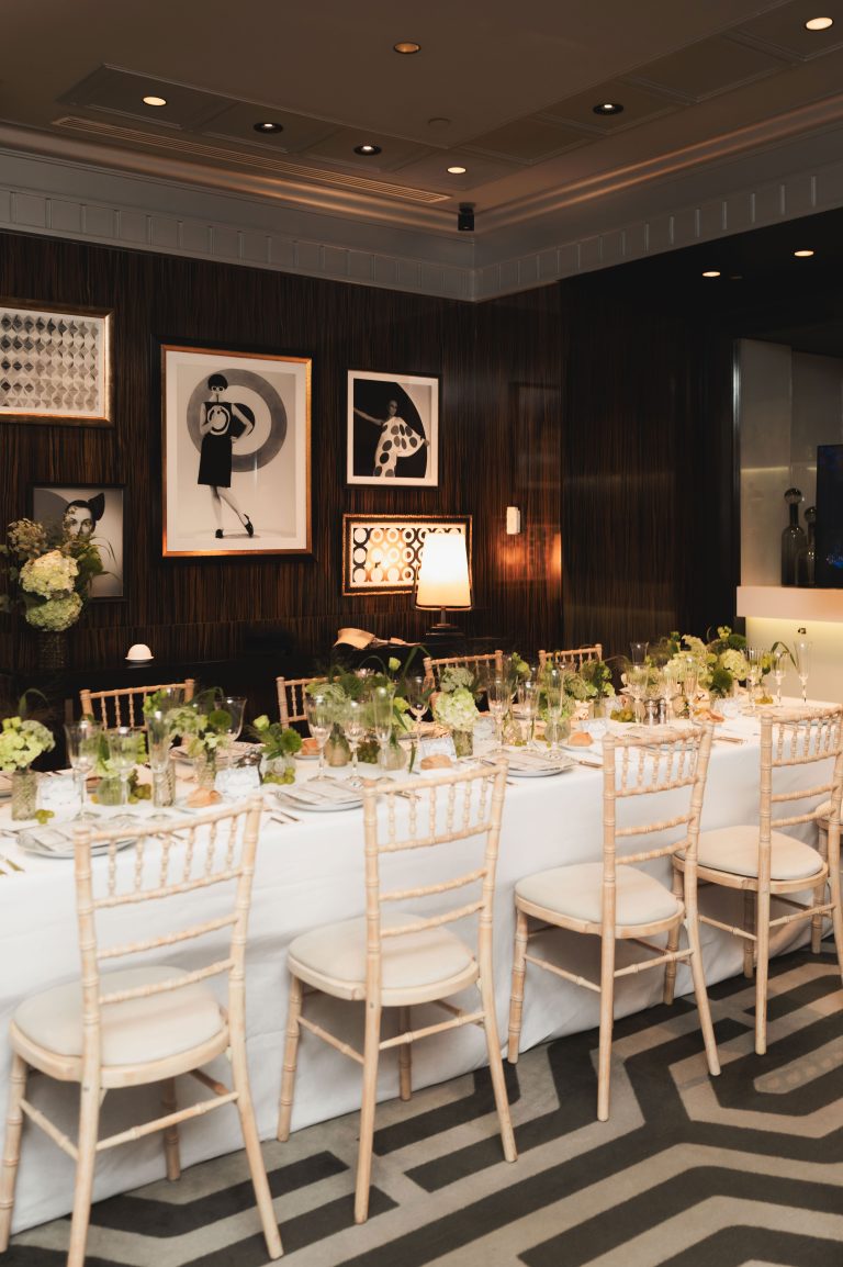 Cordelia de Castellane signe une nouvelle collection d’uniformes pour Sofitel