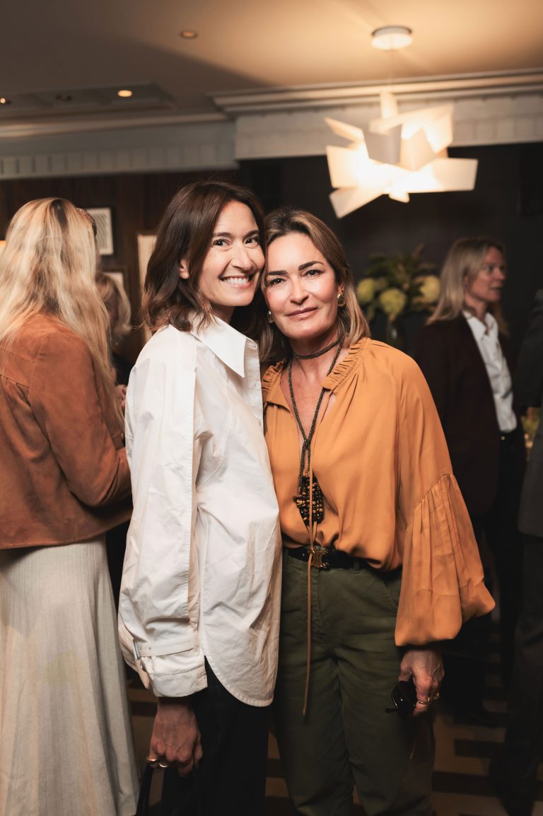  - Cordelia de Castellane signe une nouvelle collection d’uniformes pour Sofitel