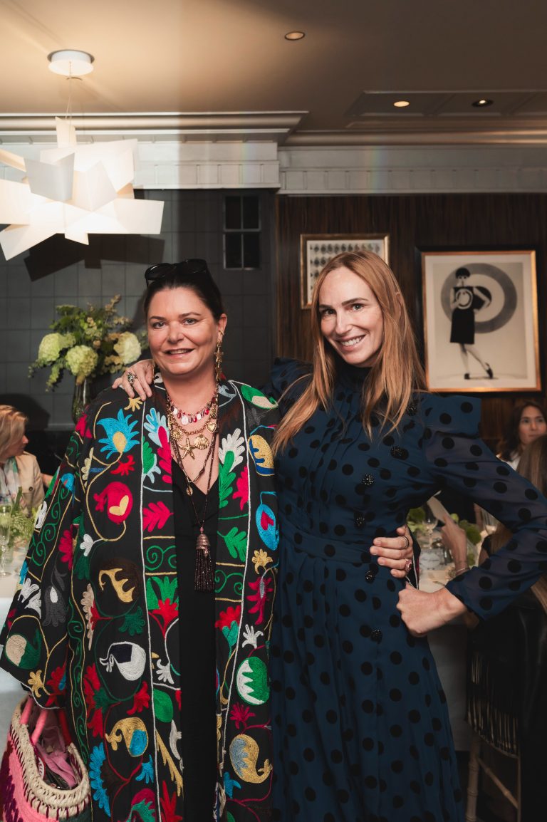  - Cordelia de Castellane signe une nouvelle collection d’uniformes pour Sofitel