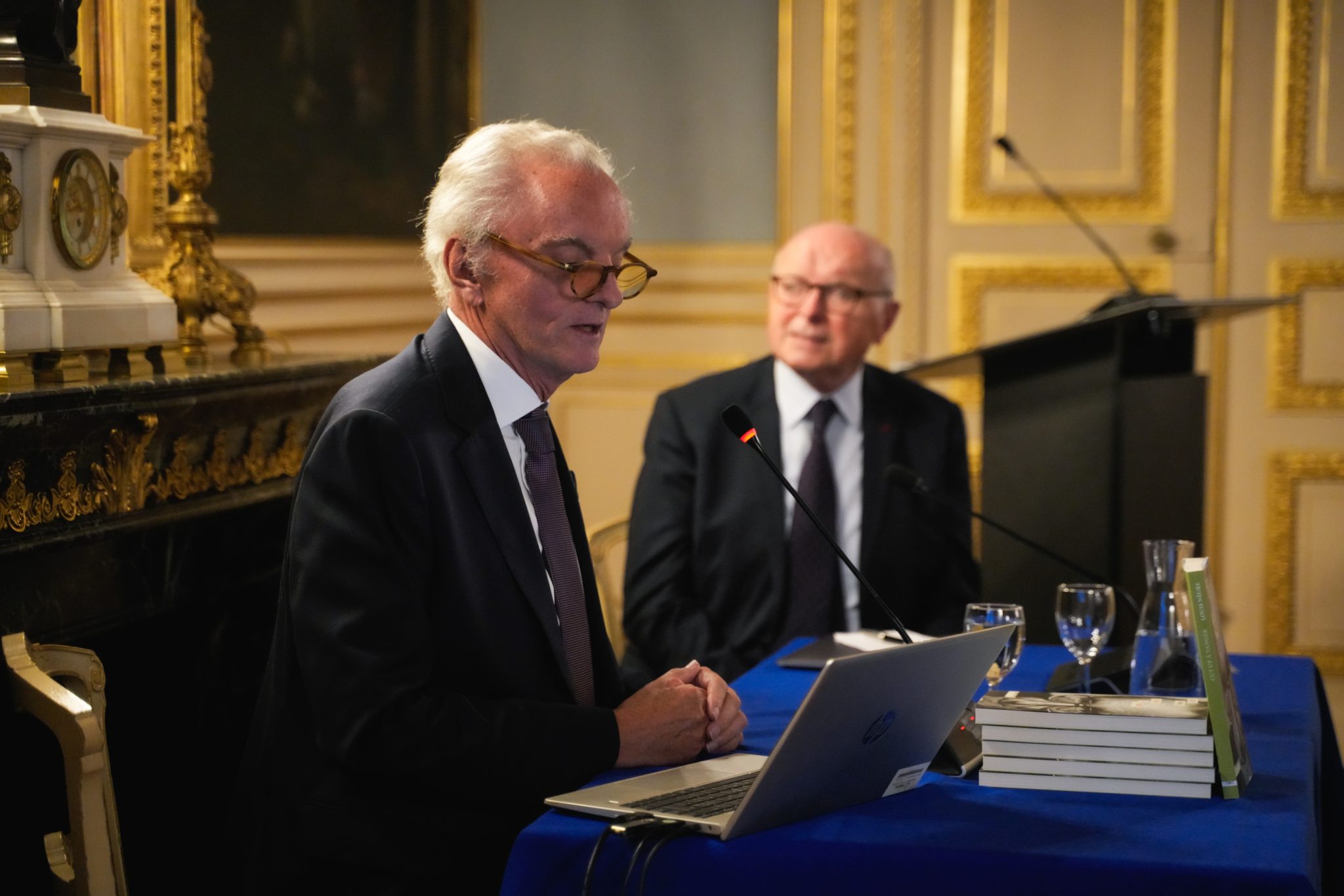  - Jacques Toubon Appoints Louis Nègre as Chevalier des Arts et des Lettres