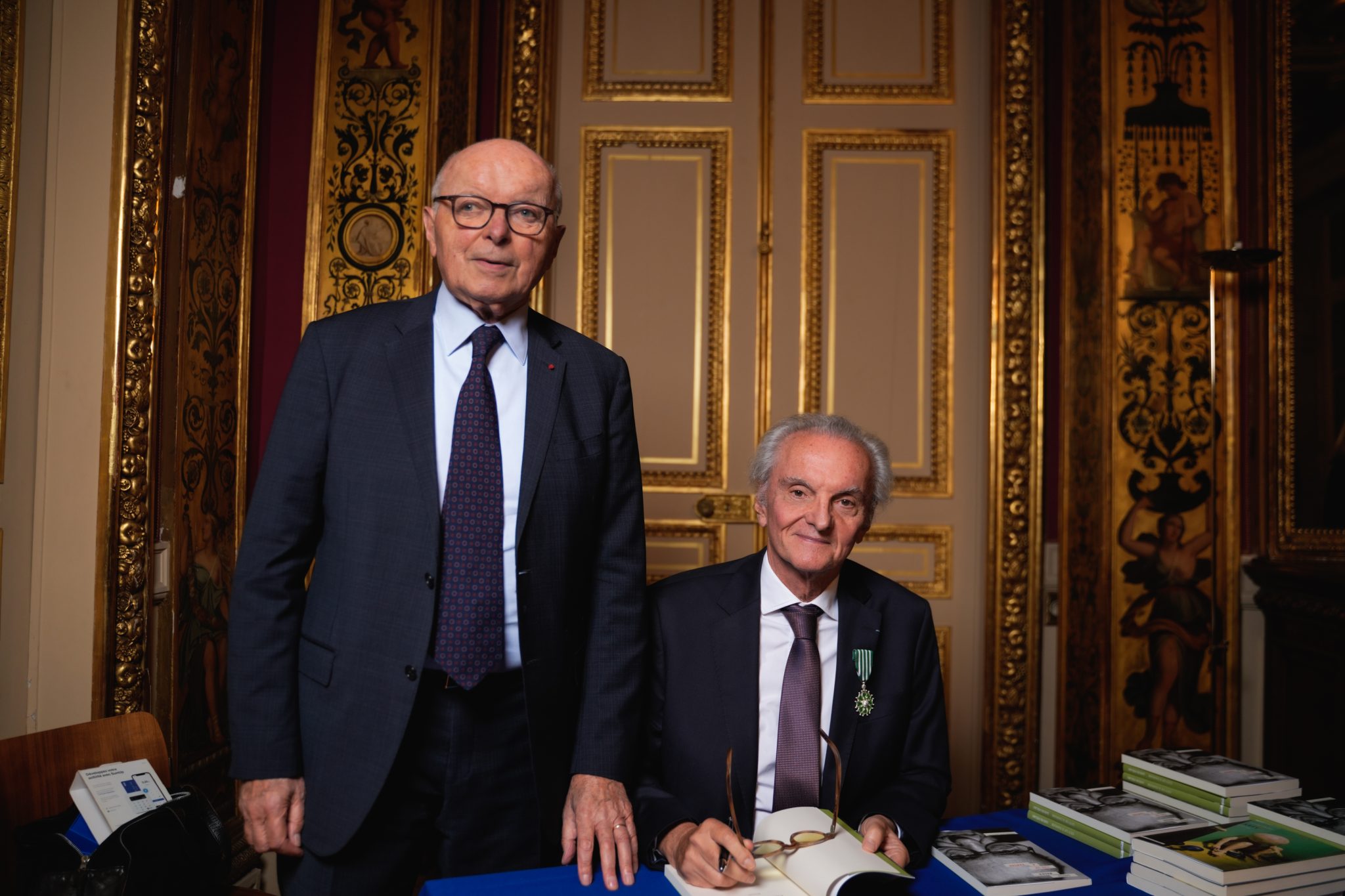  - Jacques Toubon Appoints Louis Nègre as Chevalier des Arts et des Lettres