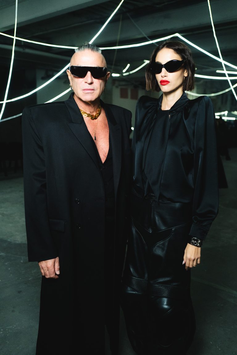  - La collection VETEMENTS SS26 prend Paris à contre-pied