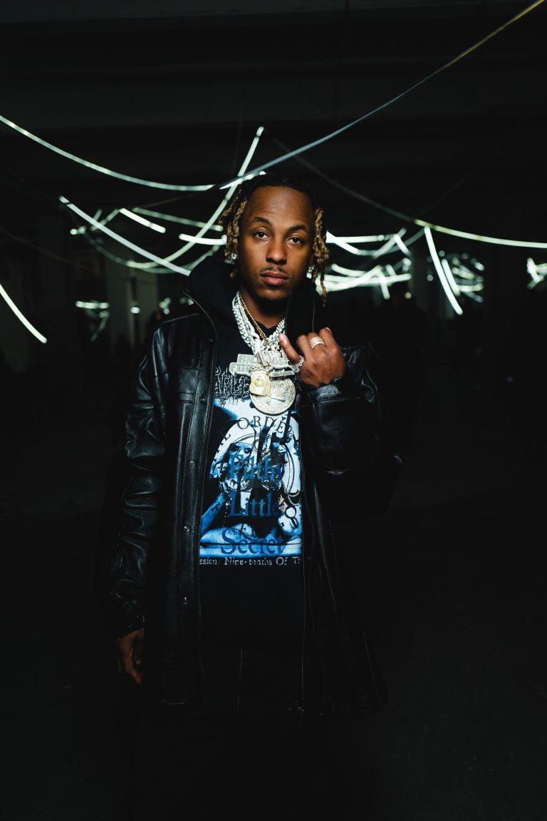  - La collection VETEMENTS SS26 prend Paris à contre-pied