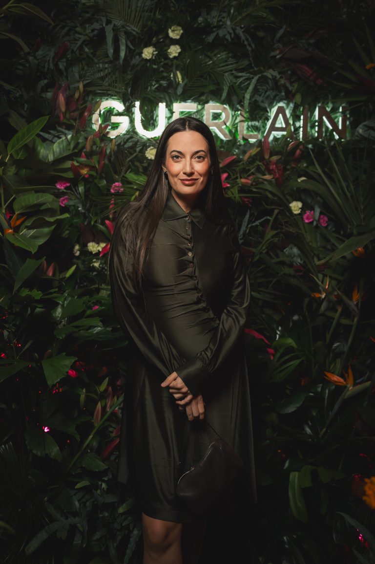  - Guerlain célèbre ses dernières créations dans une jungle vibrante