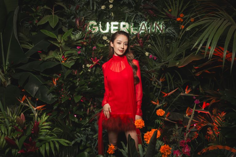  - Guerlain célèbre ses dernières créations dans une jungle vibrante