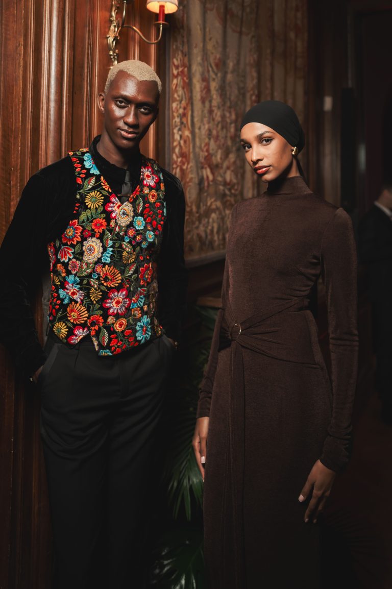  - Guerlain célèbre ses dernières créations dans une jungle vibrante