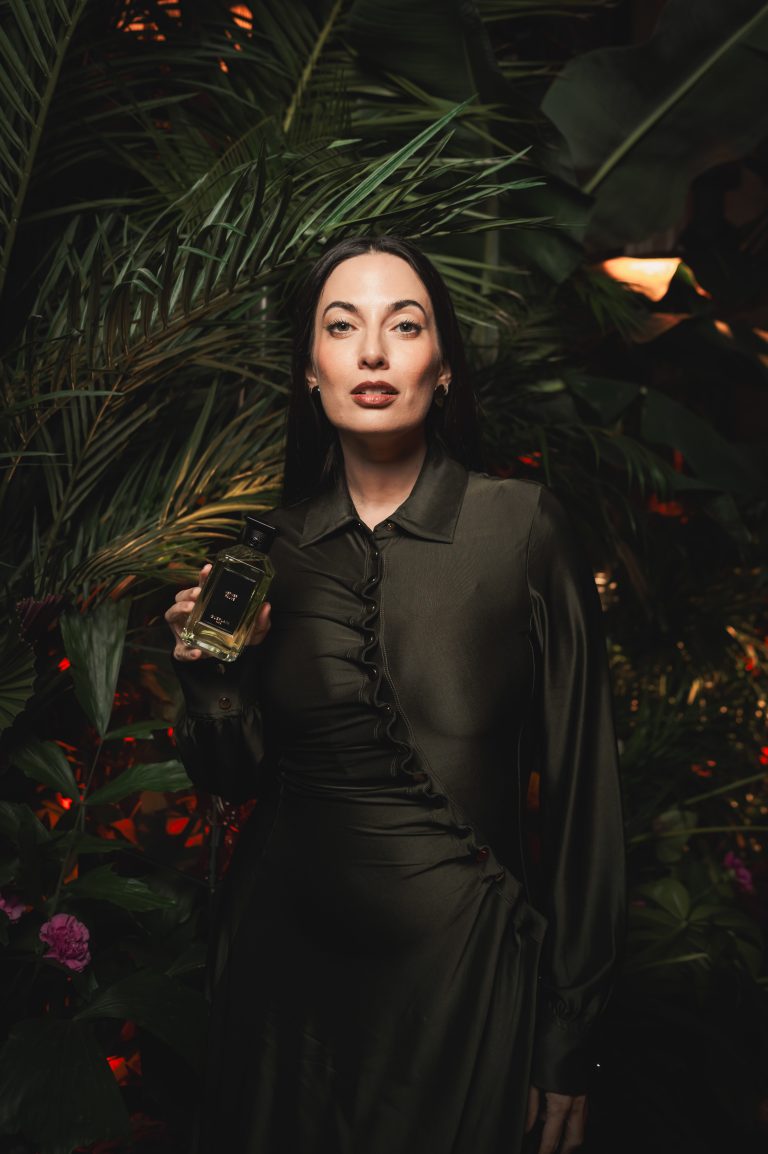  - Guerlain célèbre ses dernières créations dans une jungle vibrante