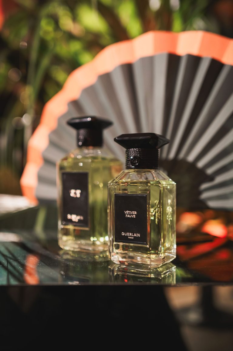 Guerlain célèbre ses dernières créations dans une jungle vibrante