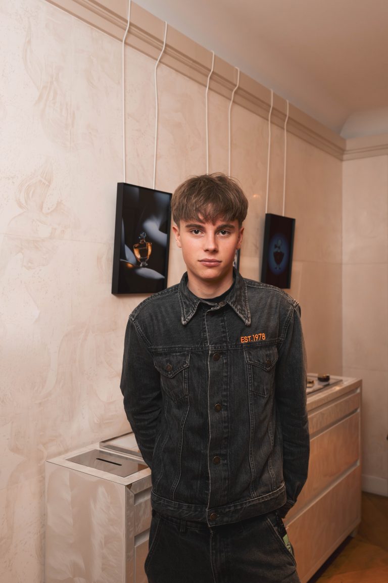  - Un parfum d’amour chez Guerlain à l’occasion d’Art Basel Paris