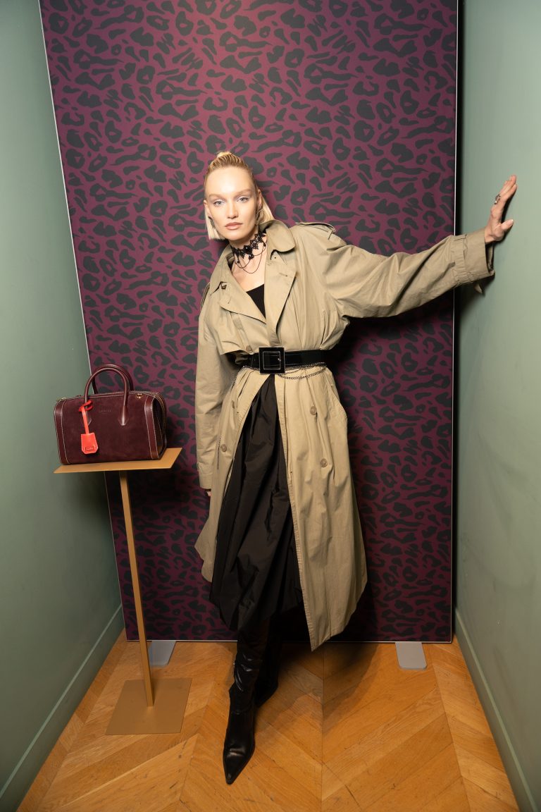  - La jungle Parisienne, terrain de prédilection pour Lancel