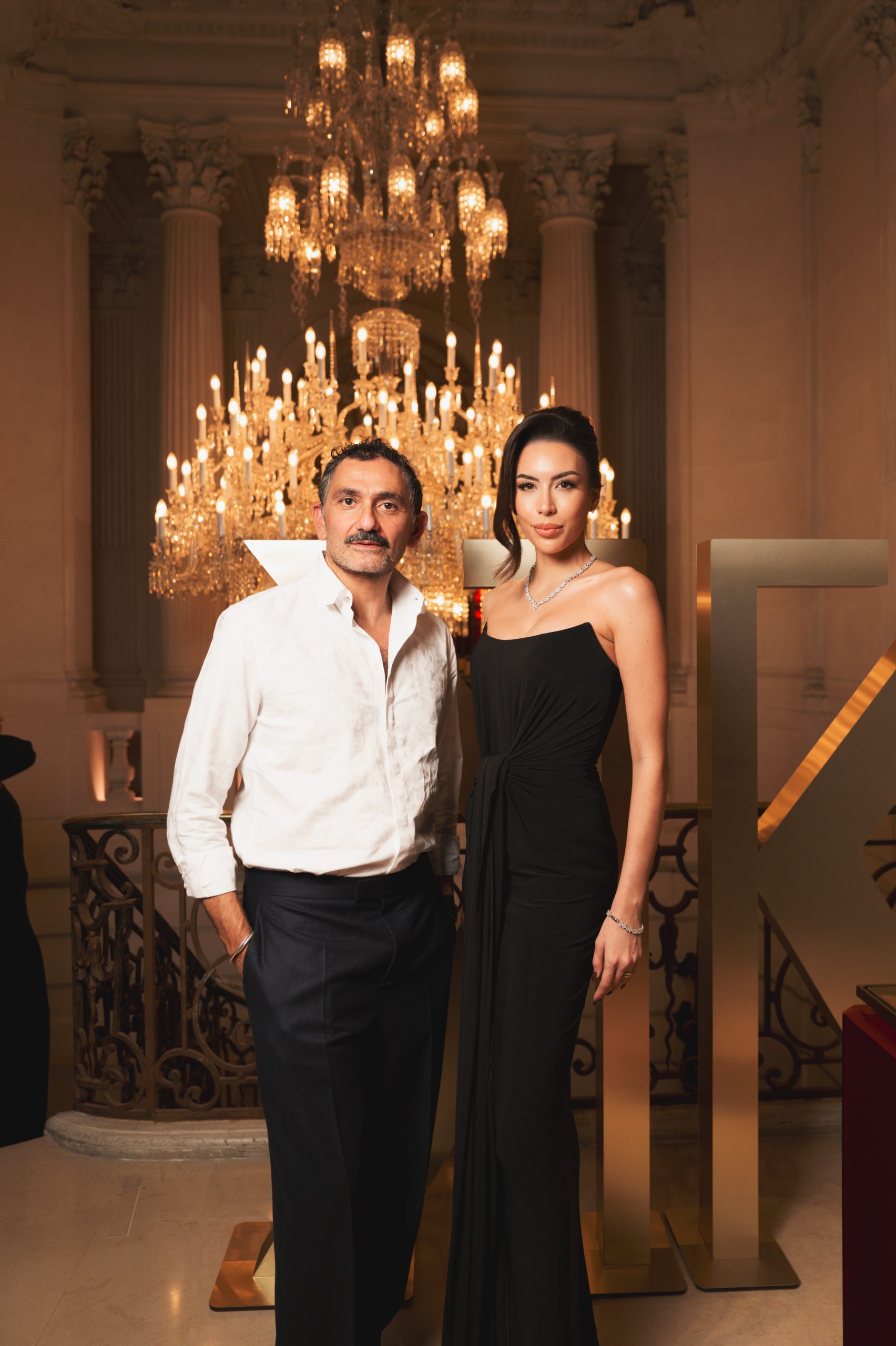 An Exceptional Evening Amid Crystal and Perfume