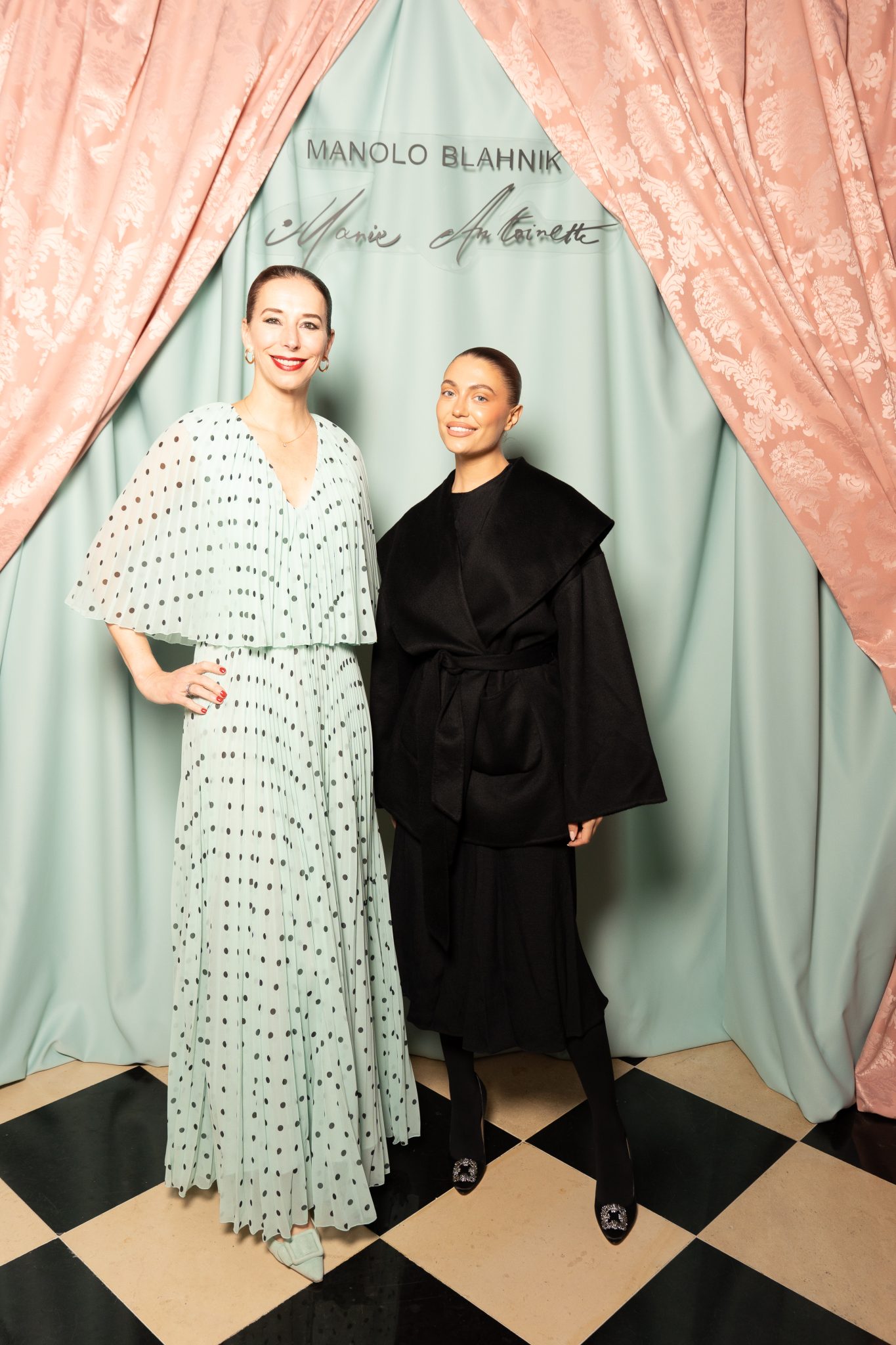  - “Marie-Antoinette by Manolo Blahnik”: An Exceptional Dinner at Hôtel de Crillon