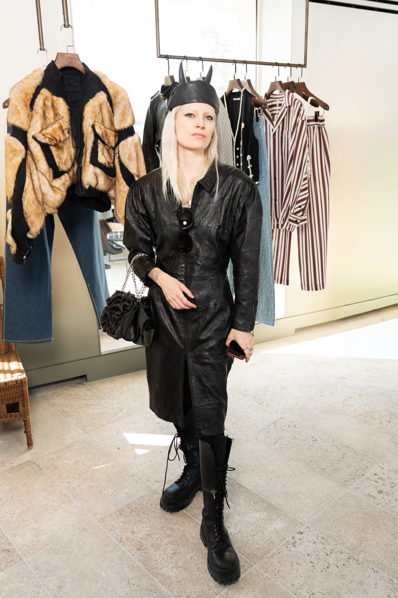  - Nimette ouvre les portes de son showroom “Le Salon” pendant la Fashion Week