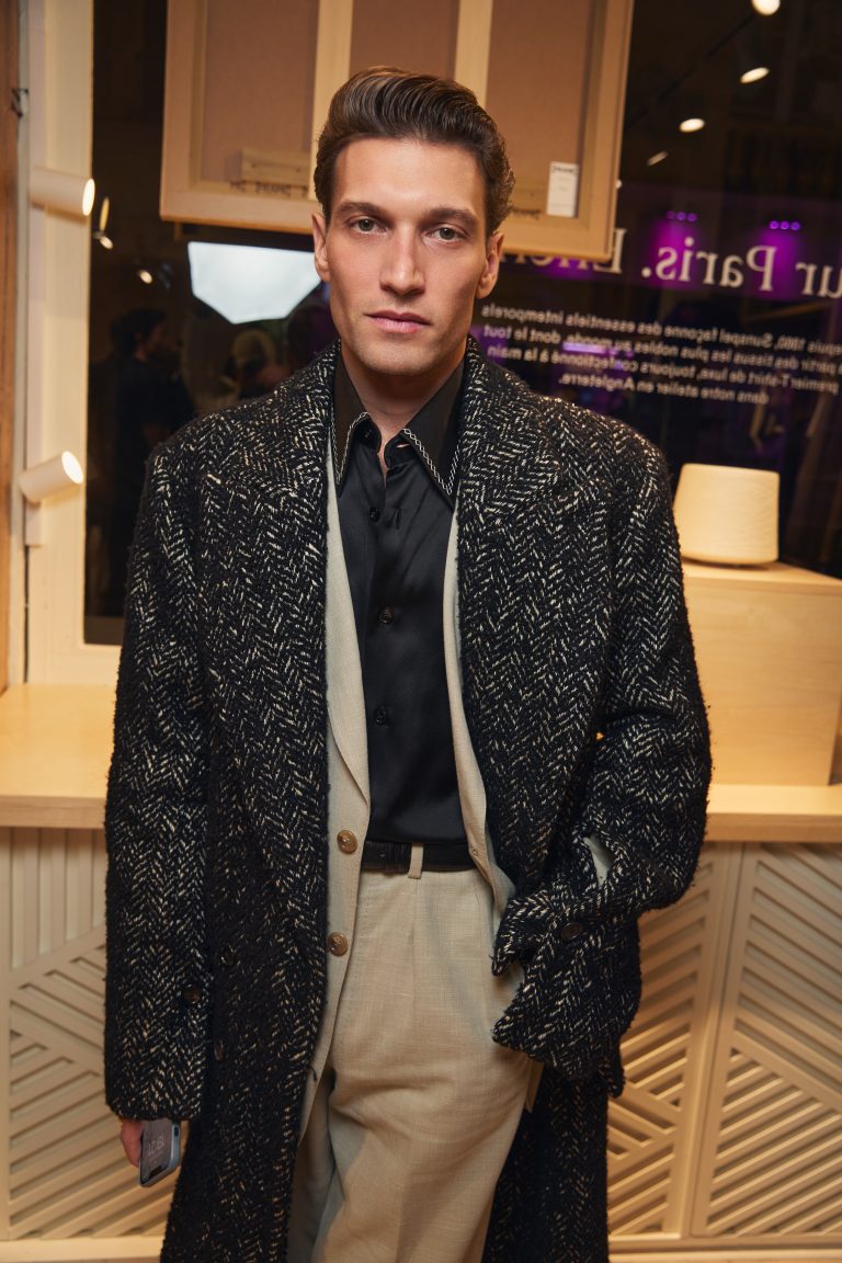  - La marque de luxe britannique Sunspel ouvre dans le Marais