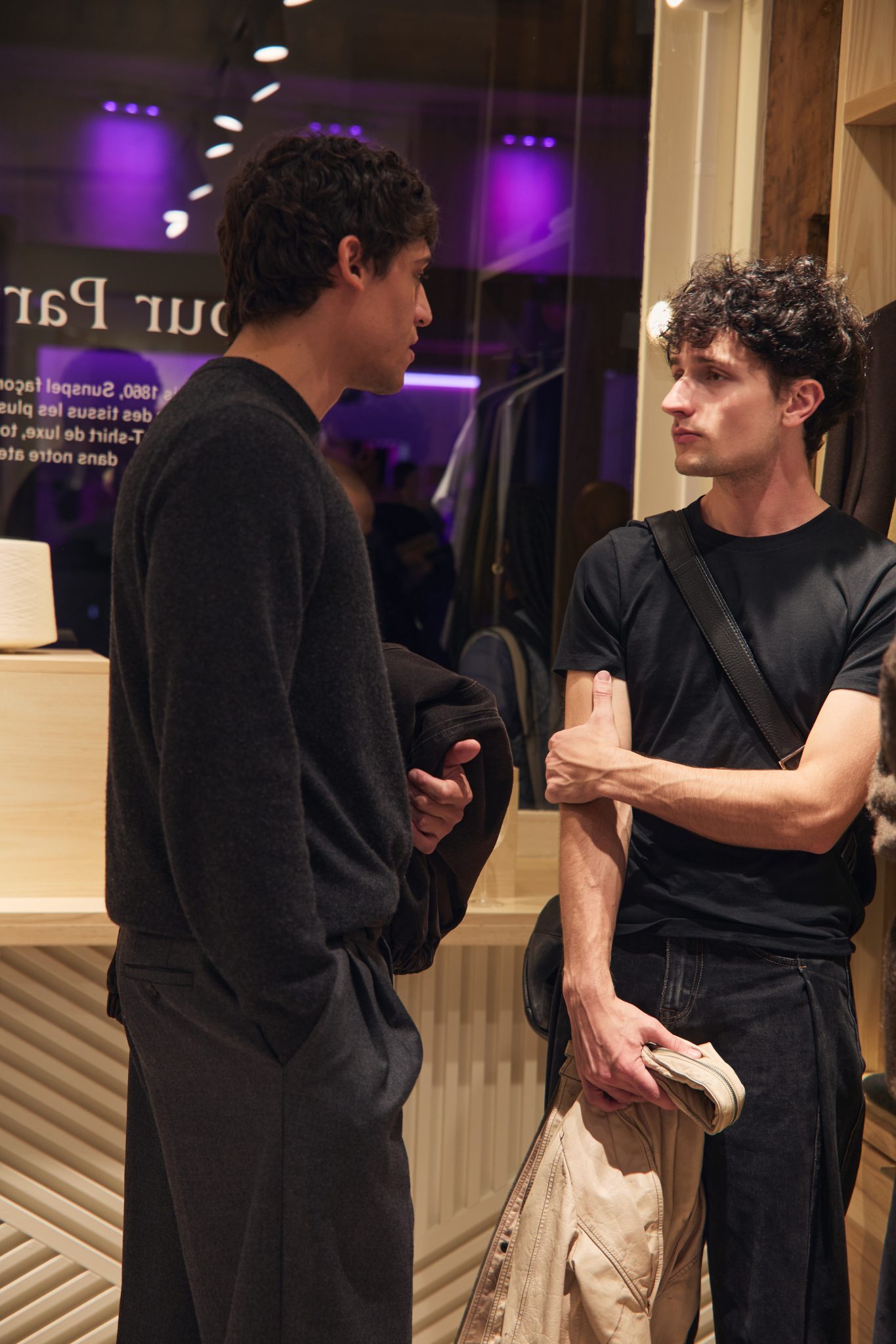  - La marque de luxe britannique Sunspel ouvre dans le Marais