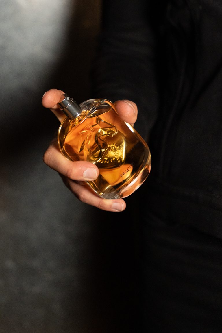 Parfums de Marly dévoile un trio de parfums au Plaza Athénée