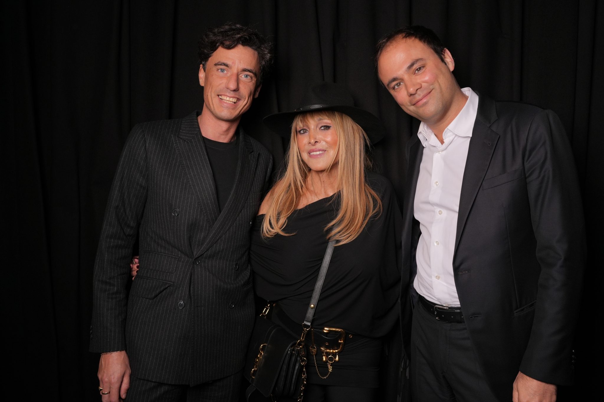  - Daniel Buren et Miles Greenberg mis en majesté par Reiffers Initiatives