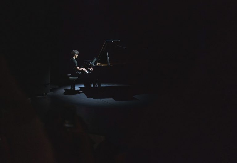 Alice Vaillant fait danser la mode avec sa collection “Le Récital”