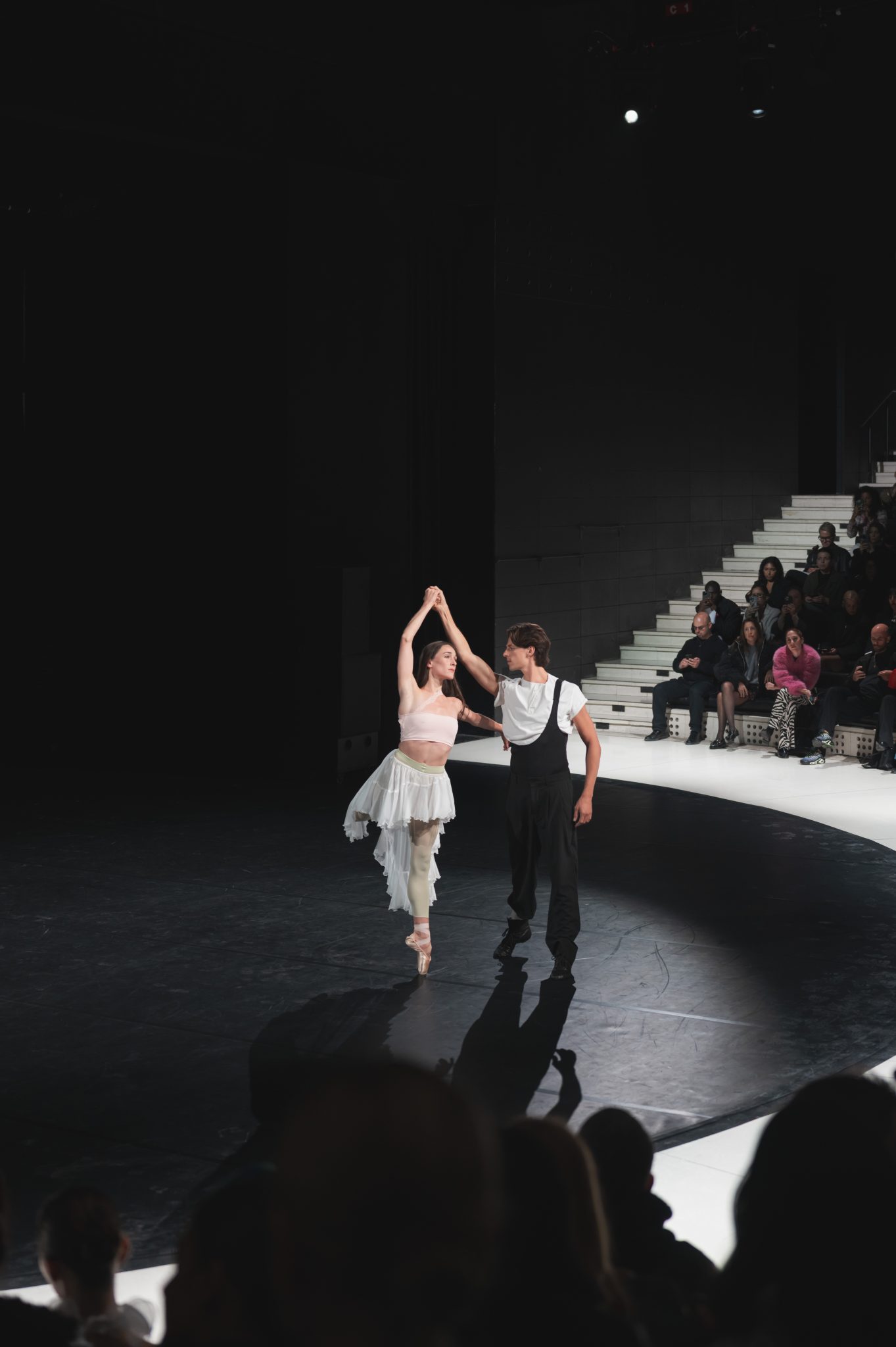  - Alice Vaillant fait danser la mode avec sa collection “Le Récital”