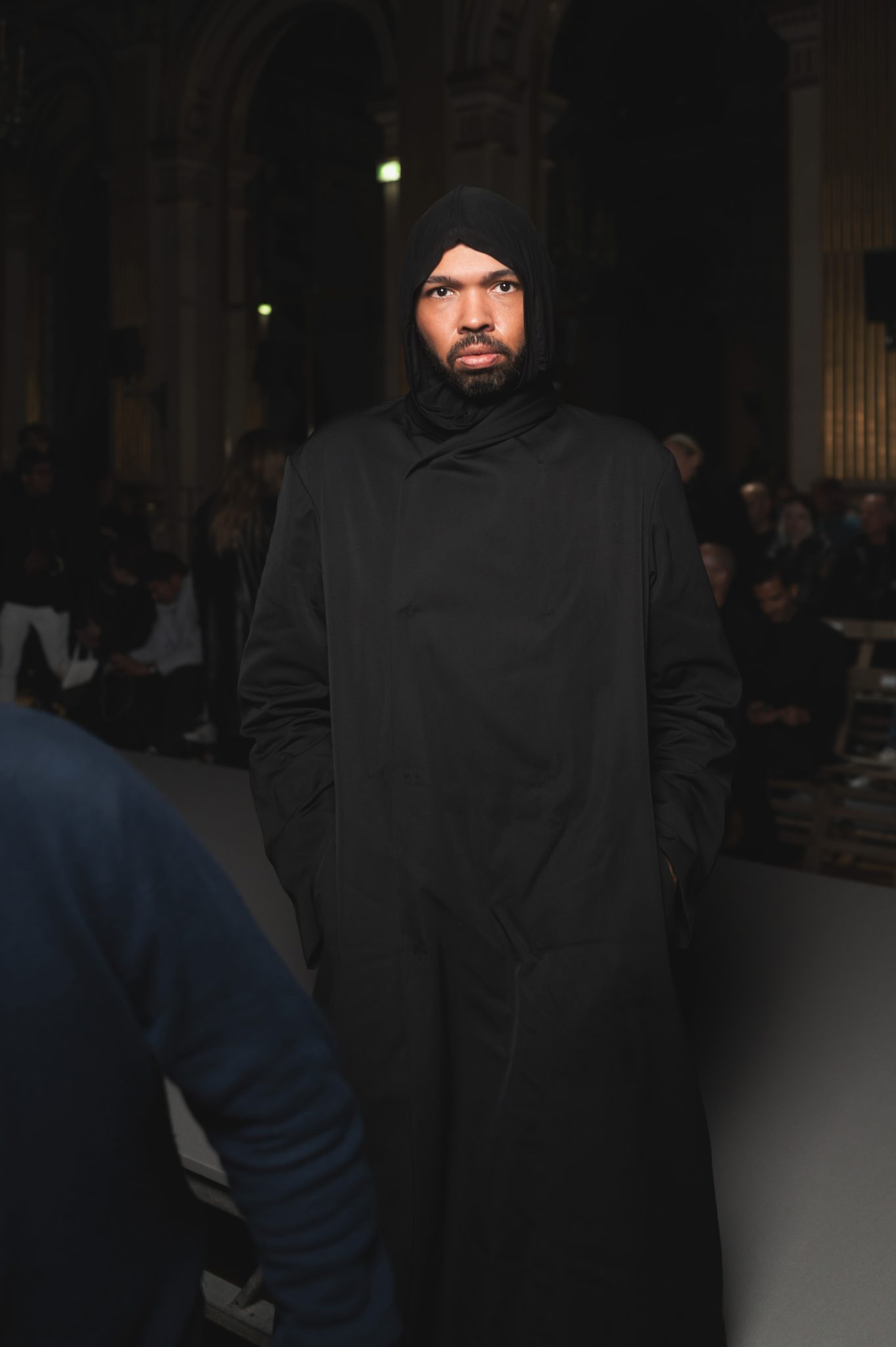  - Yohji Yamamoto illumine le noir de sa poésie et sa rigueur