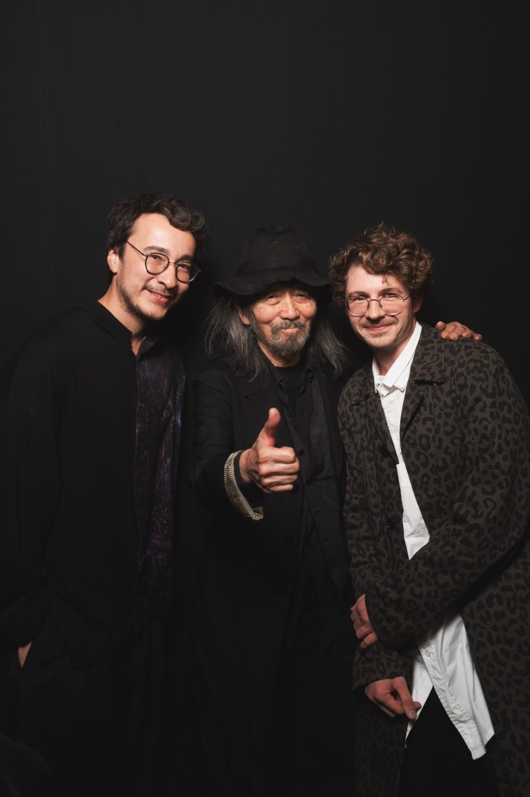  - Yohji Yamamoto illumine le noir de sa poésie et sa rigueur