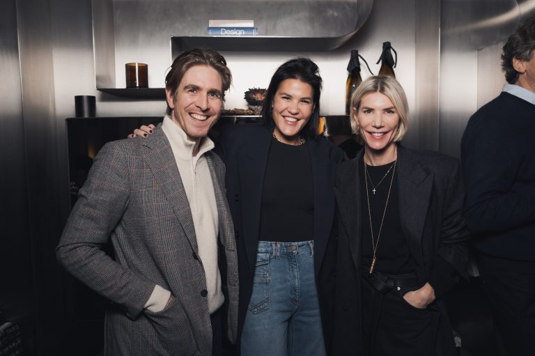  - Le saké Yukiguma mis en lumière chez Karl Lagerfeld