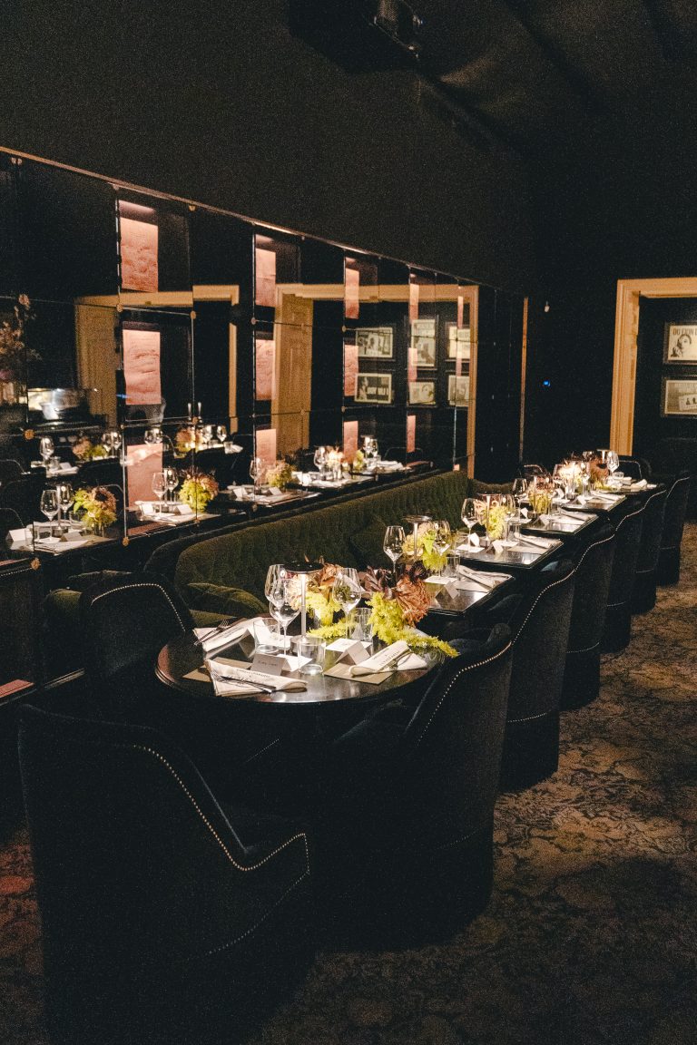 Camille Charrière et Zeynep Arçay célèbrent leur collaboration avec un dîner exclusif pendant la Fashion Week