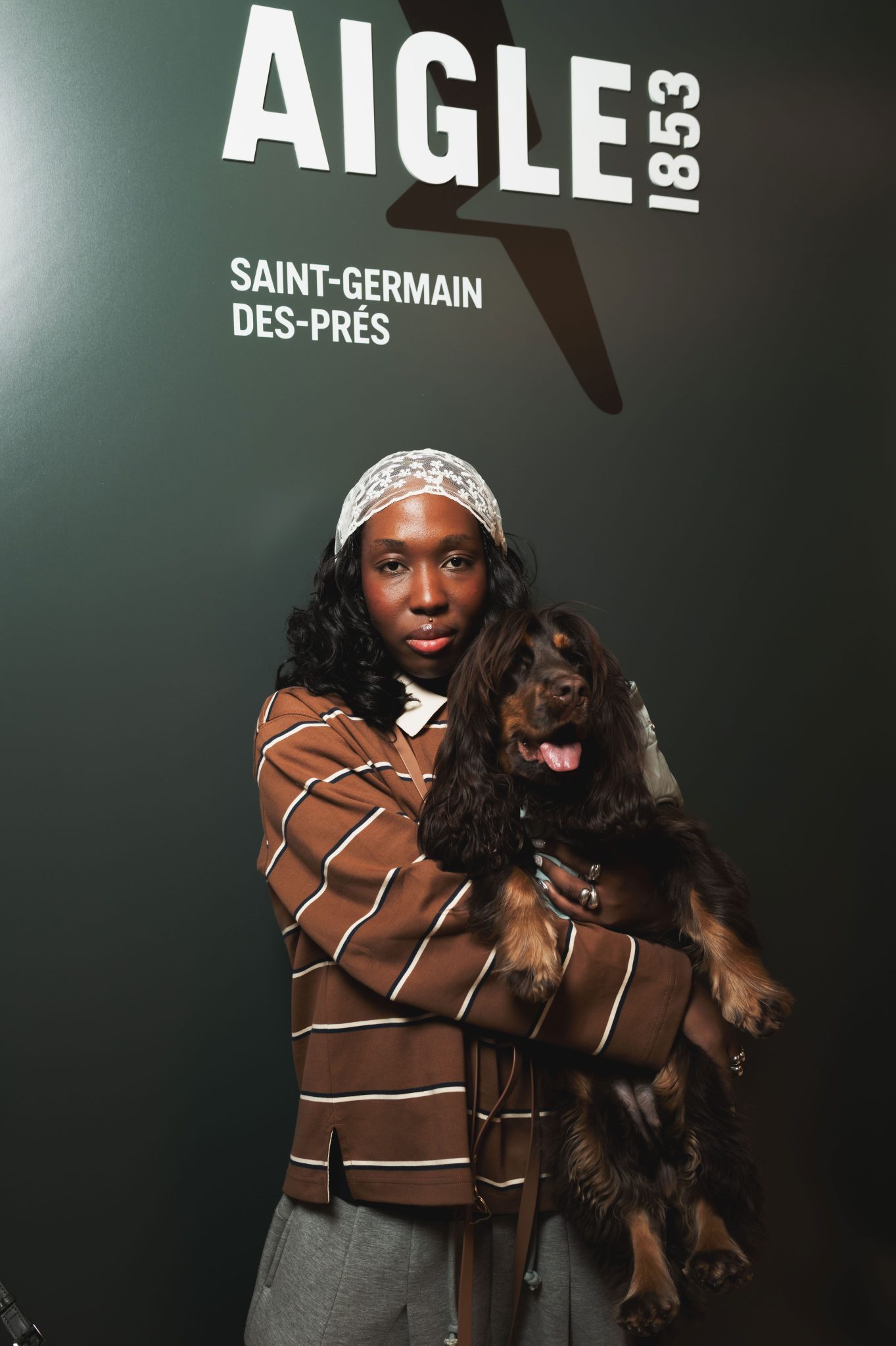  - Aigle dévoile sa collection chien dans sa boutique de Saint Germain des Prés rénovée