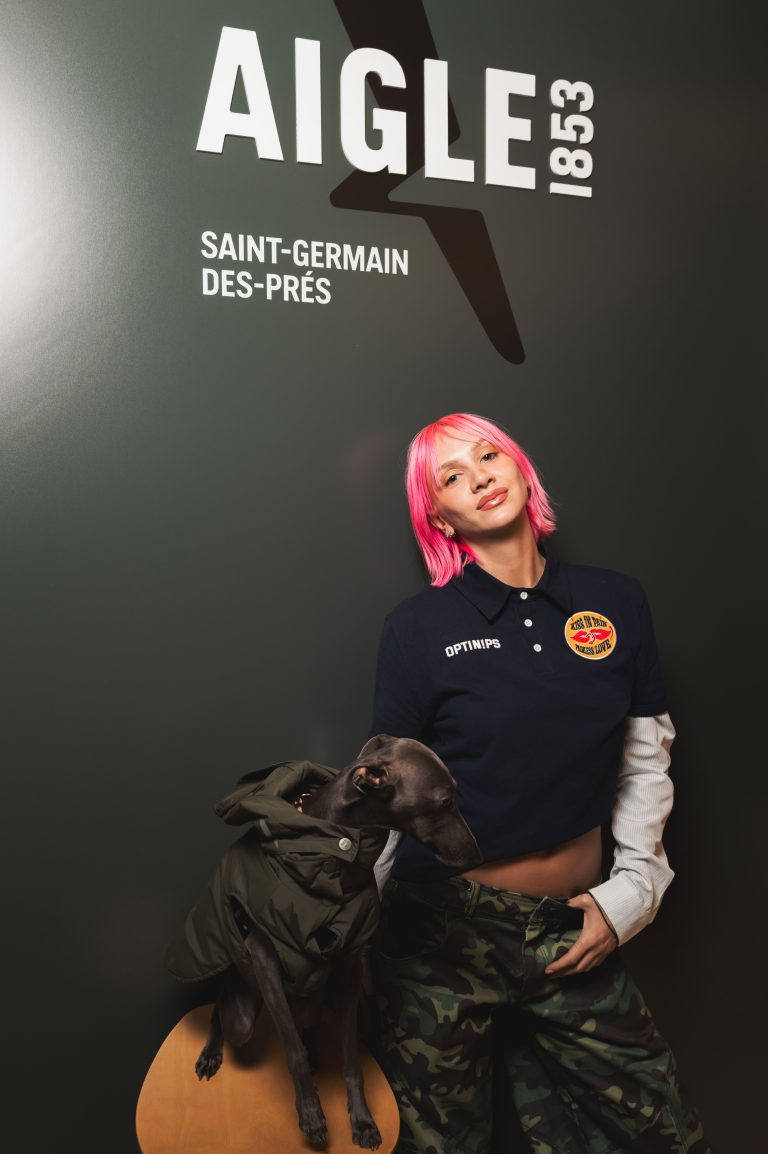  - Aigle dévoile sa collection chien dans sa boutique de Saint Germain des Prés rénovée