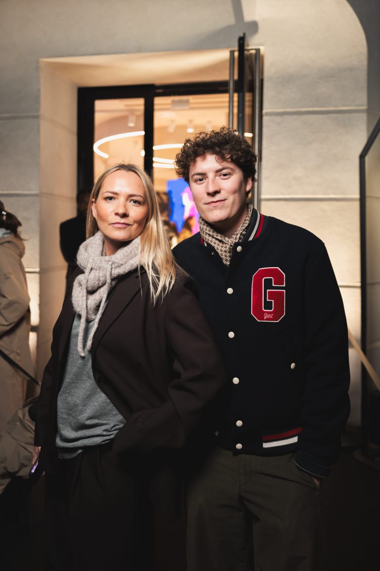  - Aigle dévoile sa collection chien dans sa boutique de Saint Germain des Prés rénovée