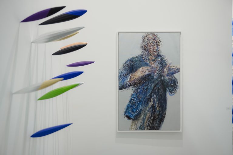 Artissima 2025: Torino celebra il contemporaneo tra gallerie e visioni globali