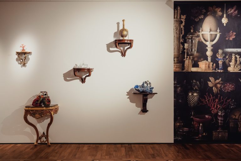 Alla Galleria Bkv, Strozzi e Manzoni s’incontrano: barocco e concettuale in collisione