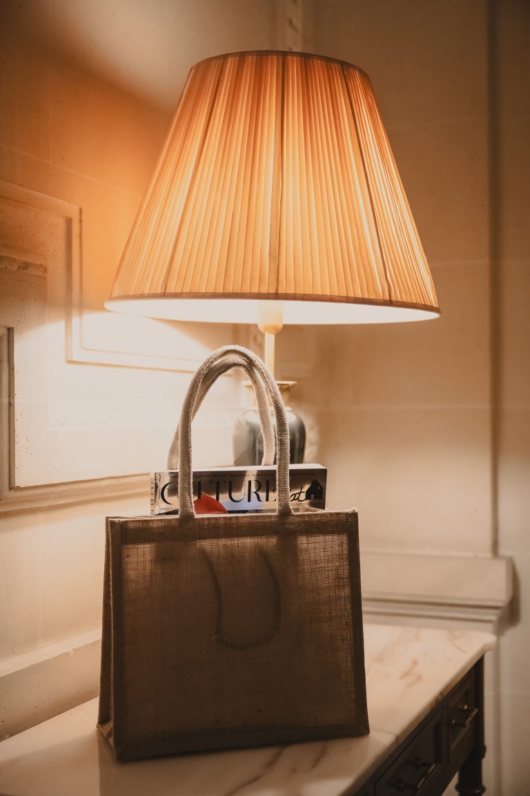 Le Meurice célèbre la nouvelle édition de Cultured at Home avec Design Miami.Paris