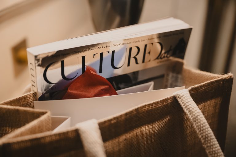 Le Meurice célèbre la nouvelle édition de Cultured at Home avec Design Miami.Paris