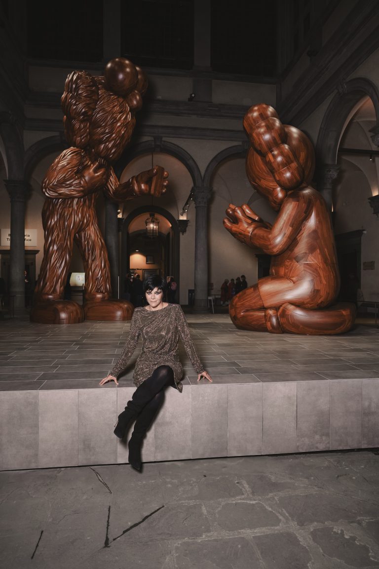  - KAWS invade Palazzo Strozzi con THE MESSAGE: dialogo tra Rinascimento e pop