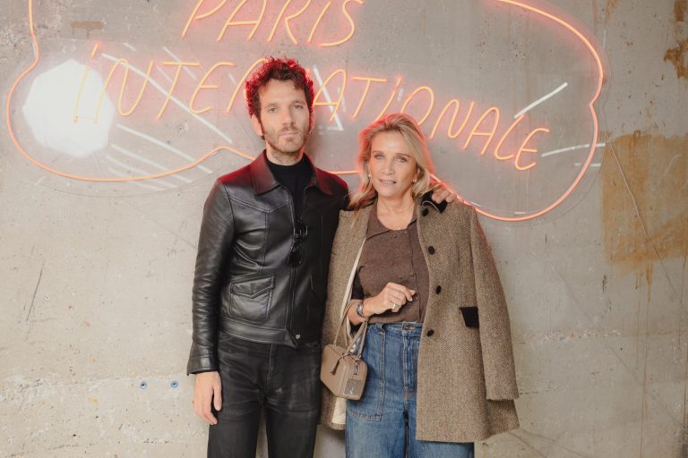  - Paris Internationale 2025: dieci anni di arte libera e senza gerarchie