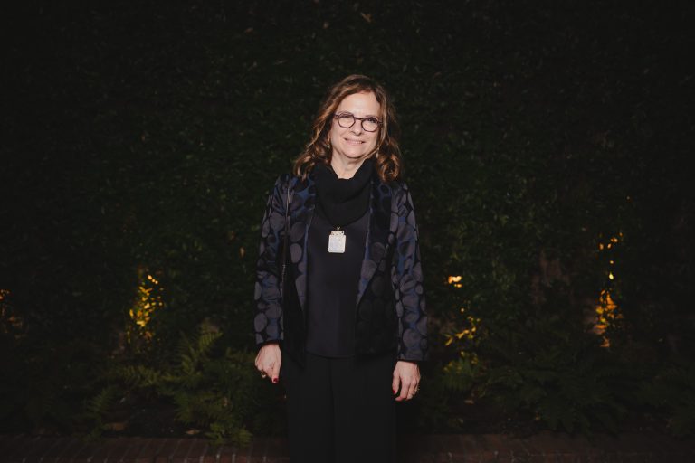  - A Venezia la Collezione Peggy Guggenheim celebra Fontana e le sue sublimi ceramiche